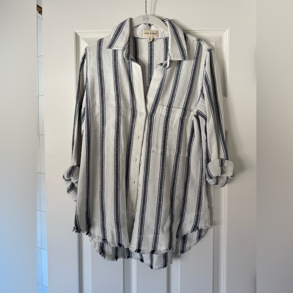 Cloth + stone button down shirt